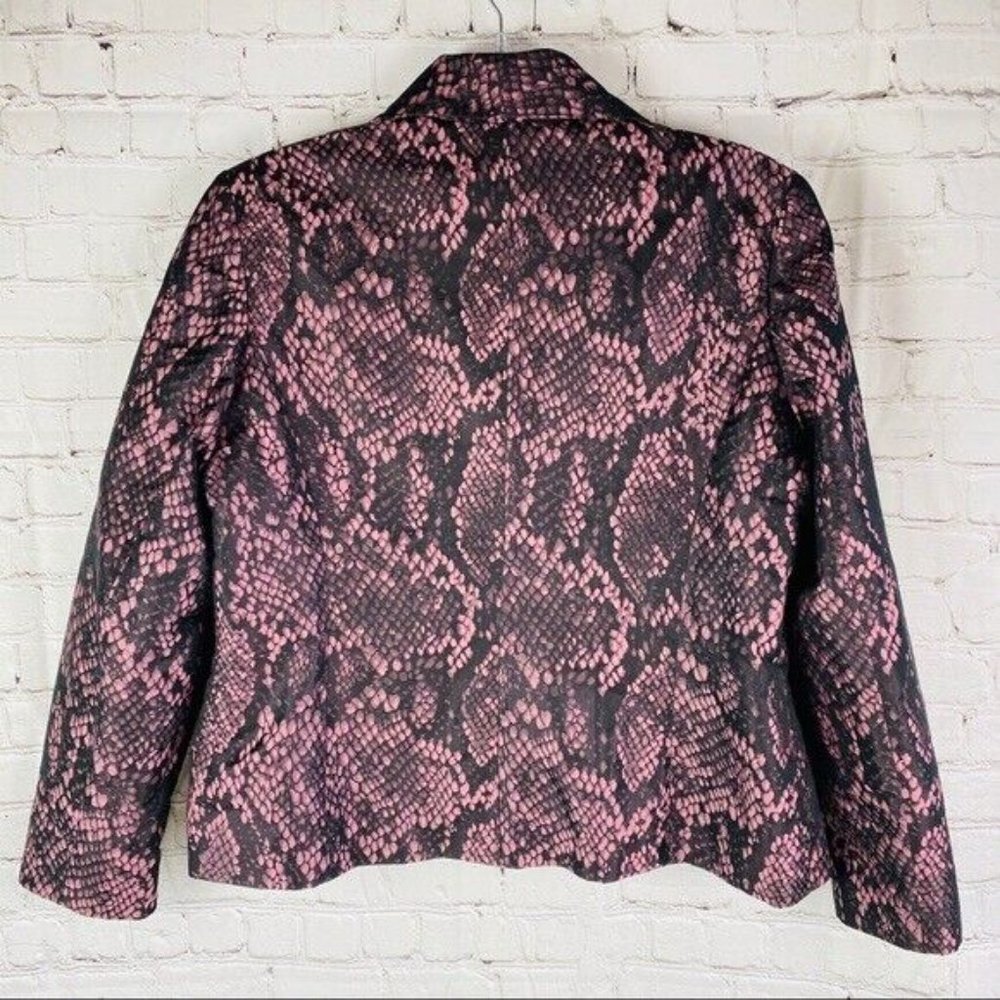 Women’s Pink Snake-Print Jacket - Picture 6 of 8